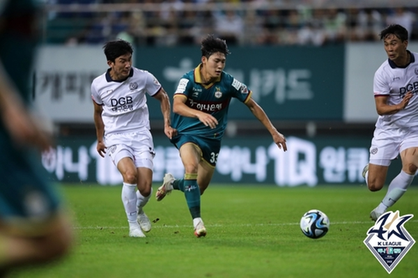후반기 대전의 척도를 가를 대전하나시티즌의 배준호 ©연합뉴스=한국프로축구연맹 제공 후반기 대전의 척도를 가를 대전하나시티즌의 배준호 ©연합뉴스=한국프로축구연맹 제공