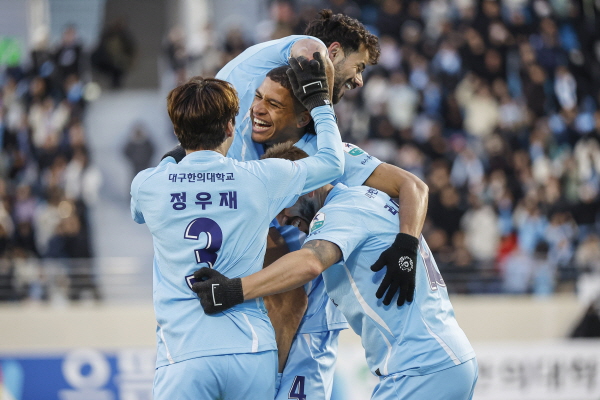 대구FC가 2연승을 달리며 초반 리그 단독 선두에 올랐다. ⓒ대구FC 제공 대구FC가 2연승을 달리며 초반 리그 단독 선두에 올랐다. ⓒ대구FC 제공
